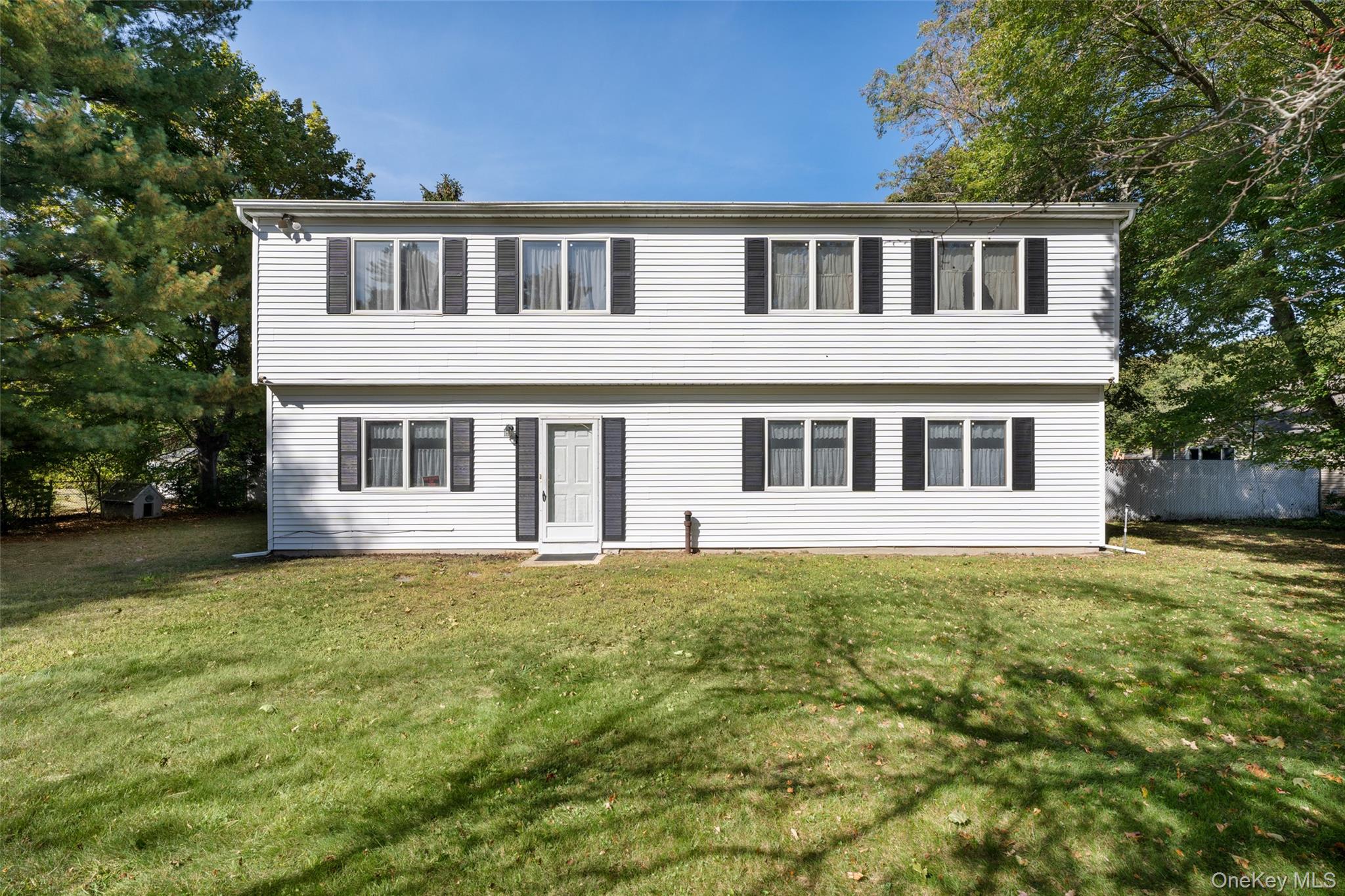 #1 photo, 181 Hot Water Street, サフォーク郡 Manorville , NY 11949