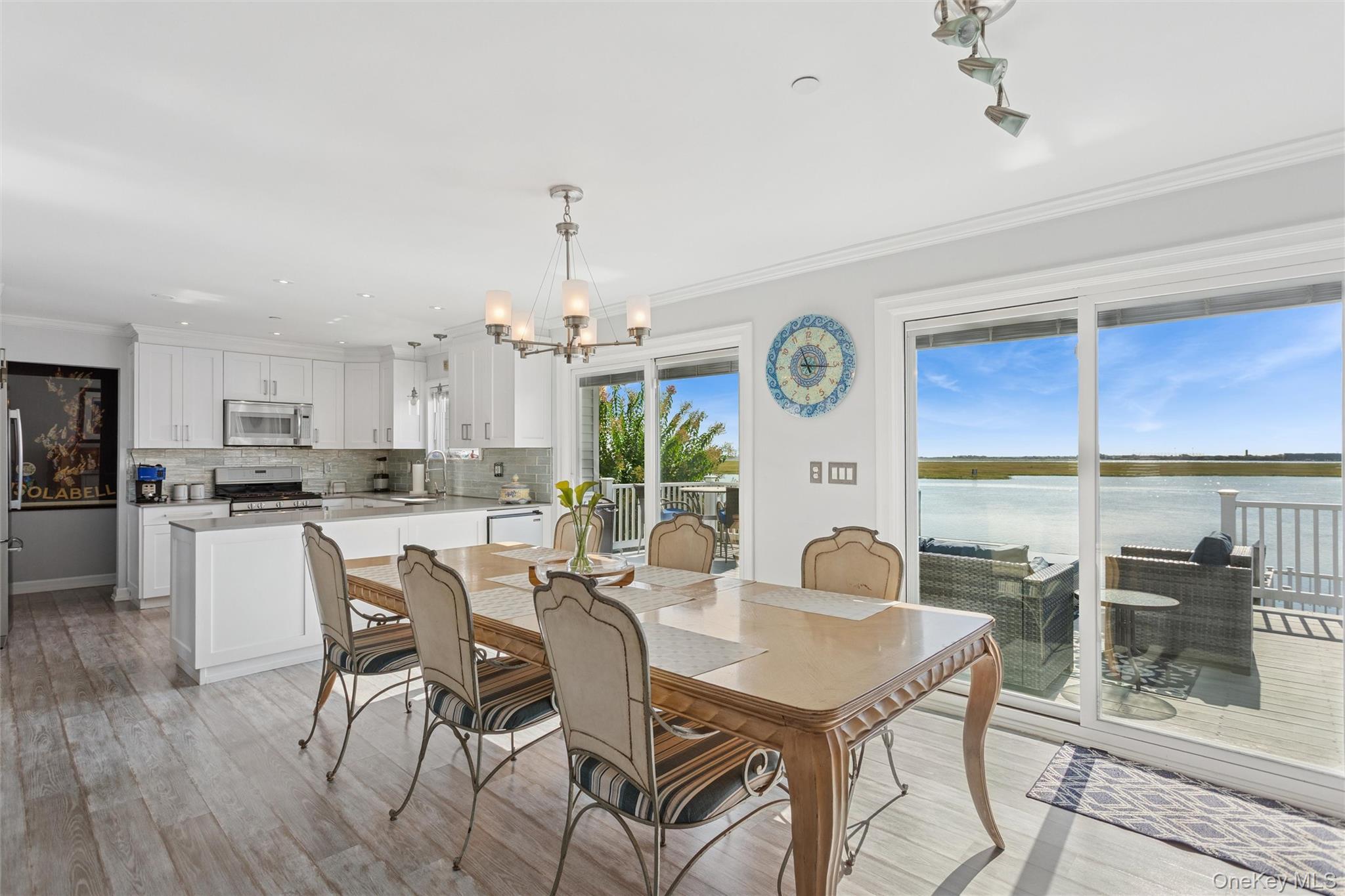 #14 photo, 210 Saratoga Boulevard, Island Park , NY 11558