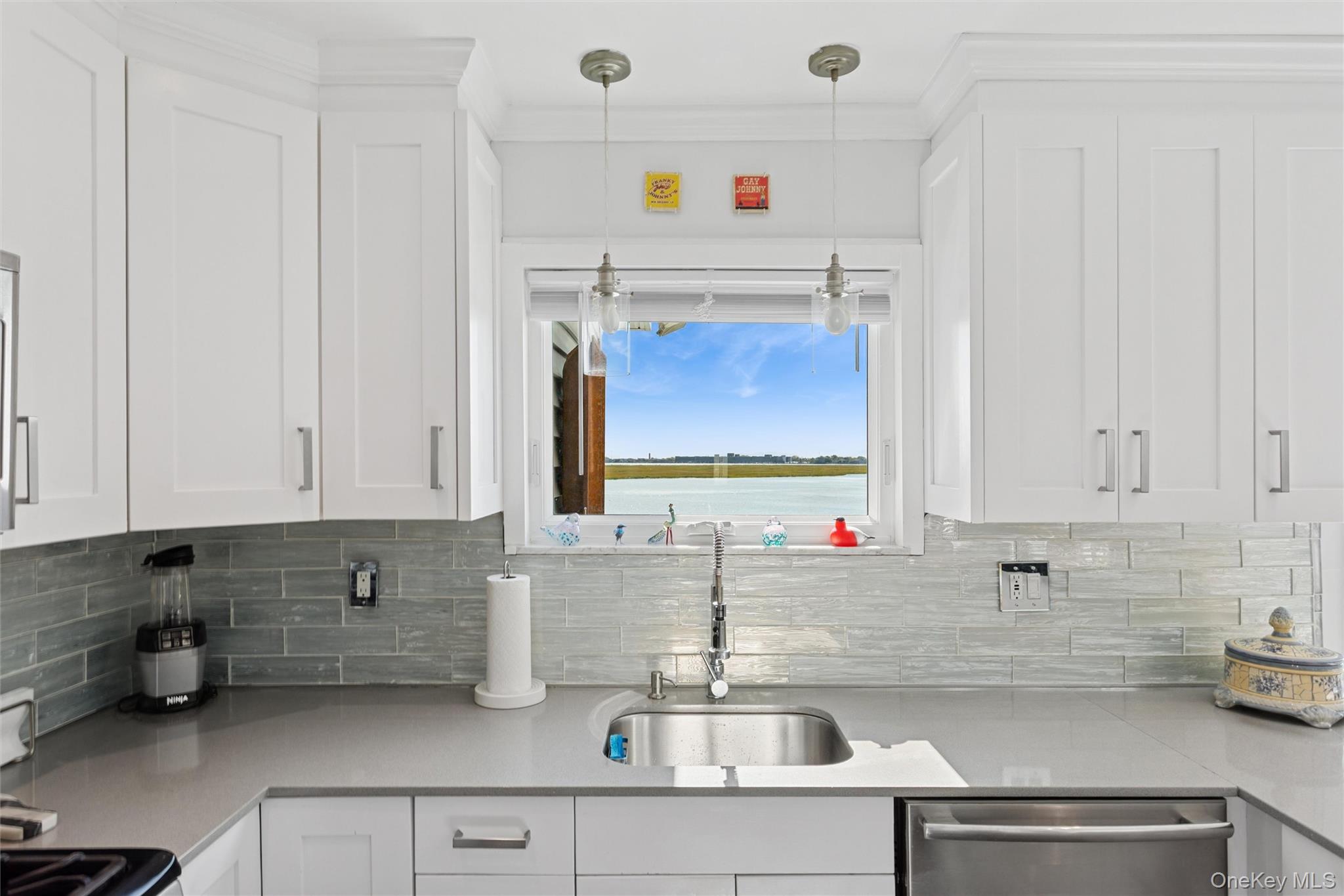 #19 photo, 210 Saratoga Boulevard, Island Park , NY 11558