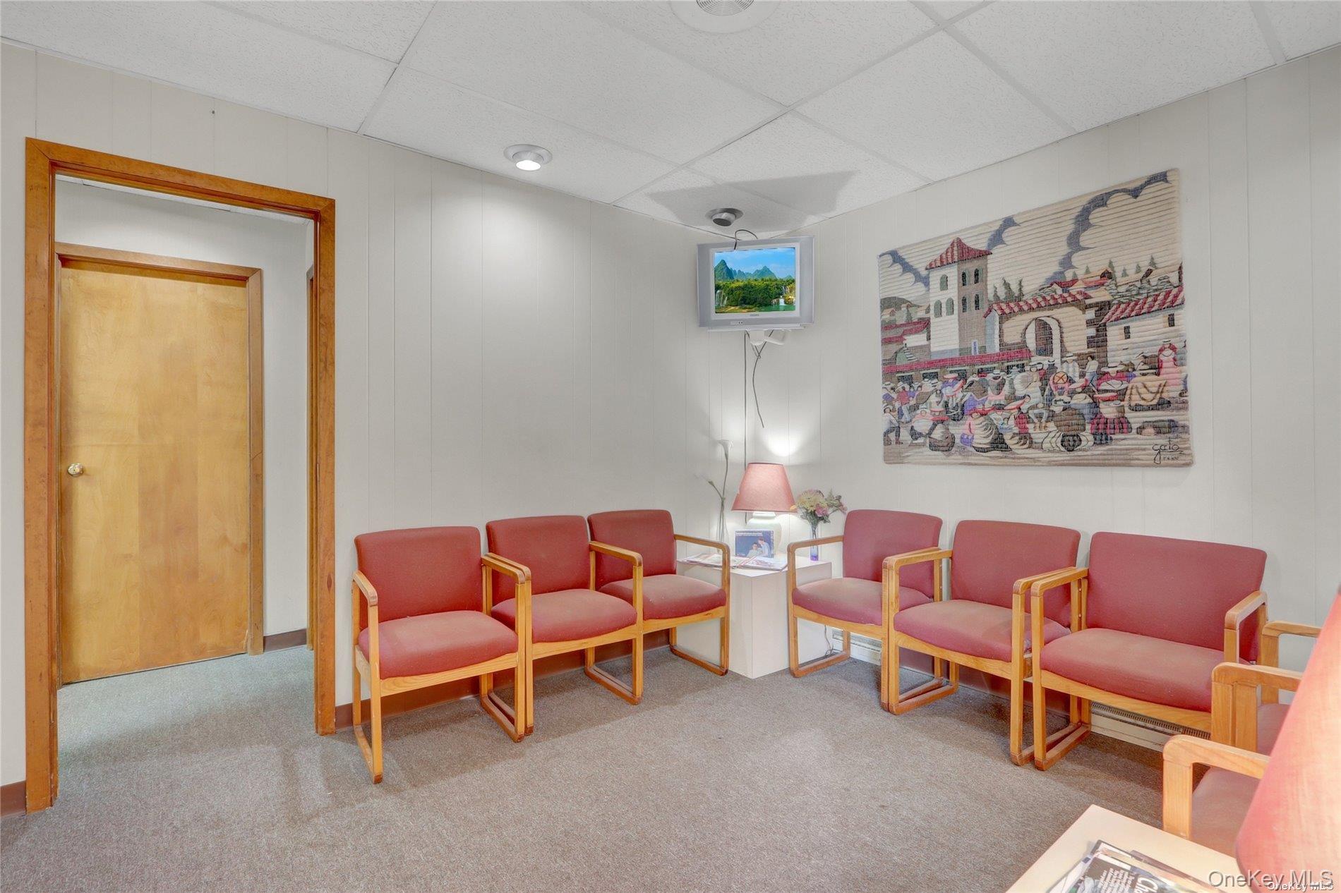 #8 photo, 454 Deer Park Avenue, Babylon , NY 11702