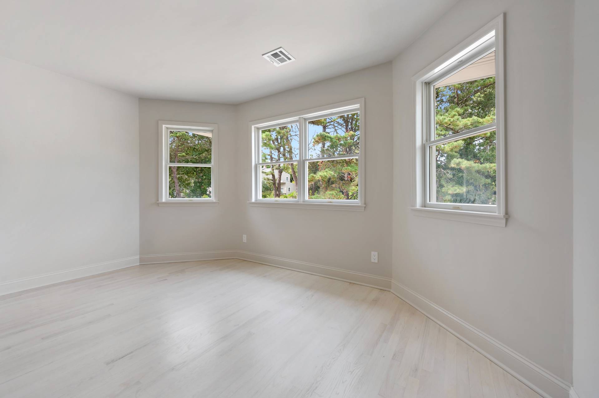 #36 photo, 286 MONTAUK HWY, サフォーク郡 Southampton , NY 11968