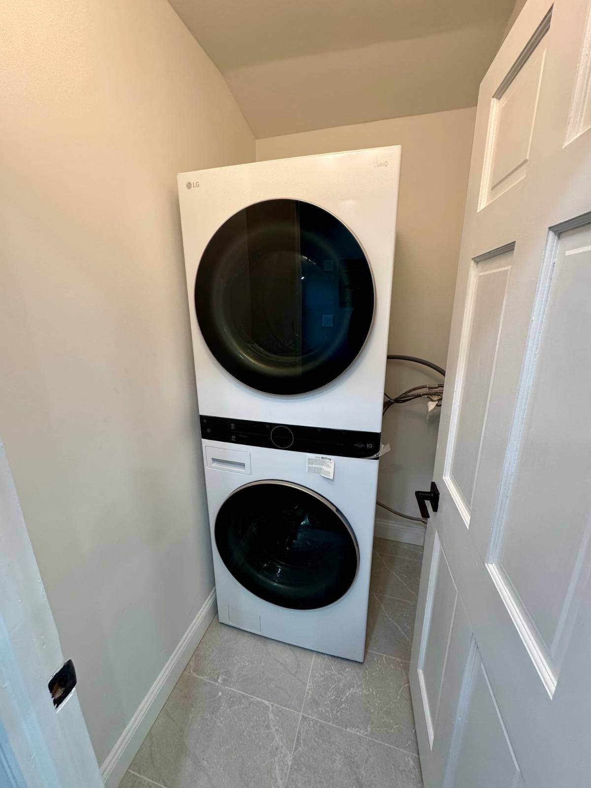 #27 photo, 130 Jefferson Street, Staten Island , NY 10304