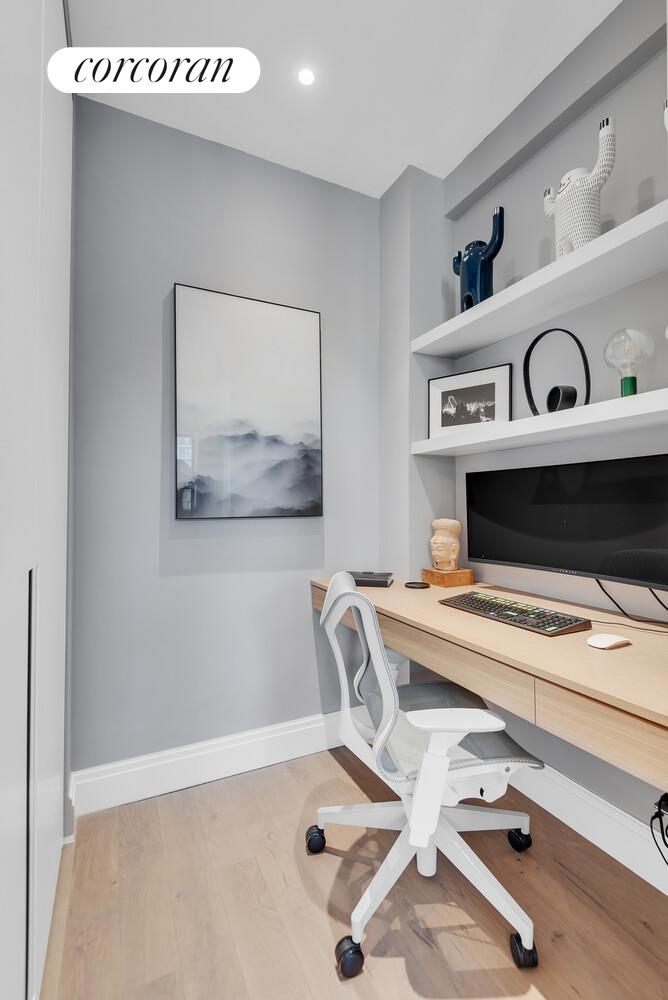 #8 photo, 221 W 82ND Street, マンハッタン Upper West Side , NY 10024