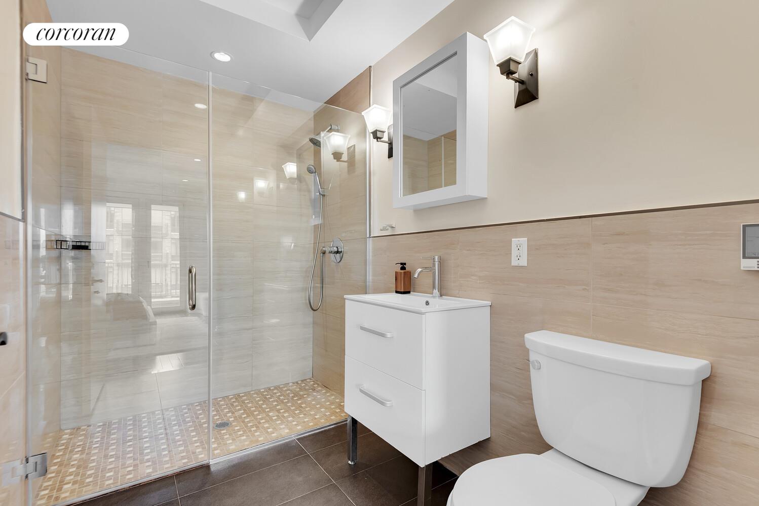 #9 photo, 30-11 21ST Street, クイーンズ区 Astoria , NY 11102