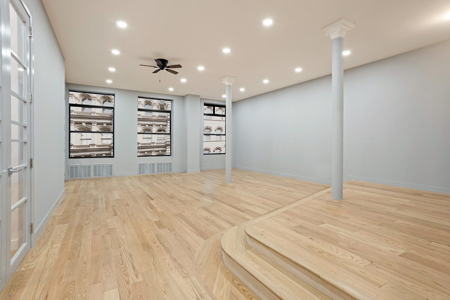 #9 photo, 22 E 18TH Street, Flatiron , NY 10003