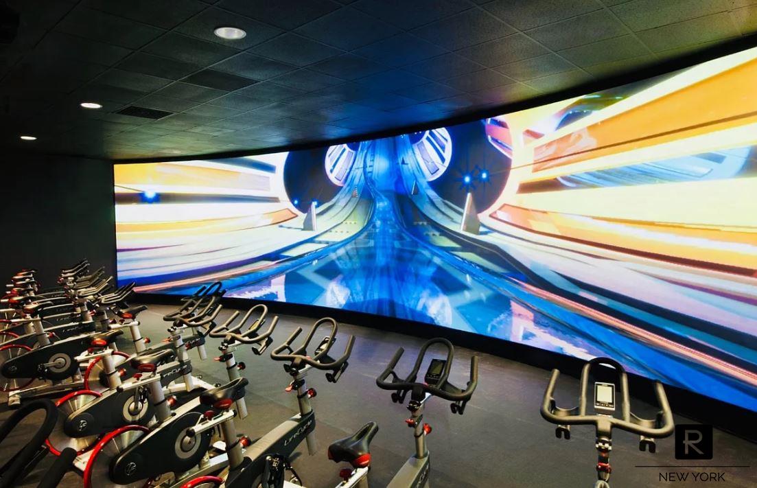 #16 photo, New York City, マンハッタン Clinton , NY 10019