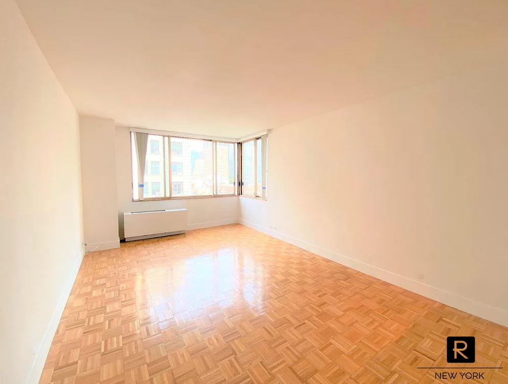 #3 photo, New York City, マンハッタン Clinton , NY 10019