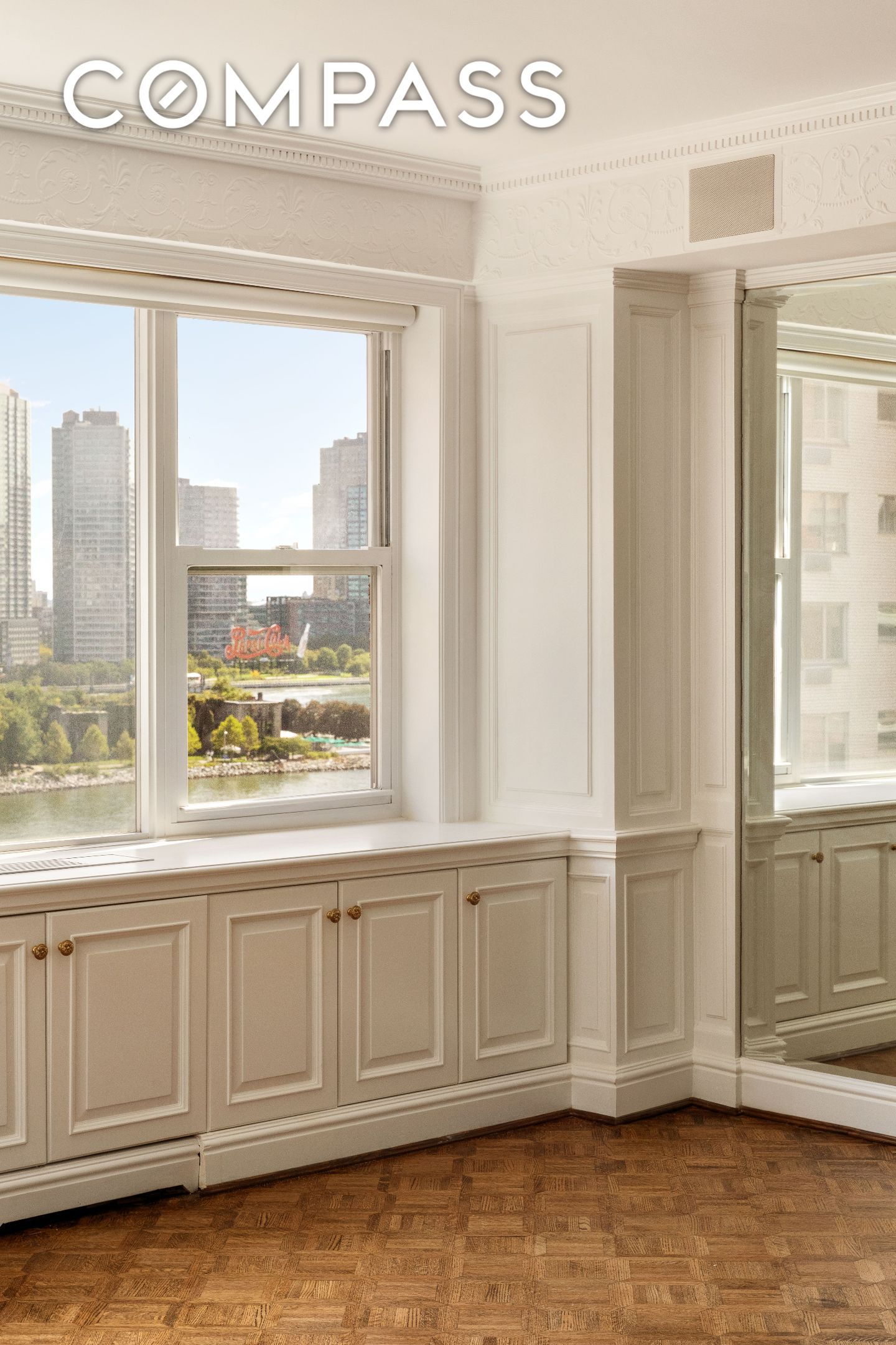 #4 photo, 50 Sutton Place S, Sutton Place , NY 10022