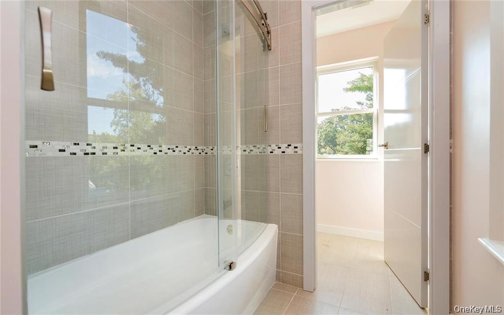 #12 photo, 51 High Street, Tarrytown , NY 10591