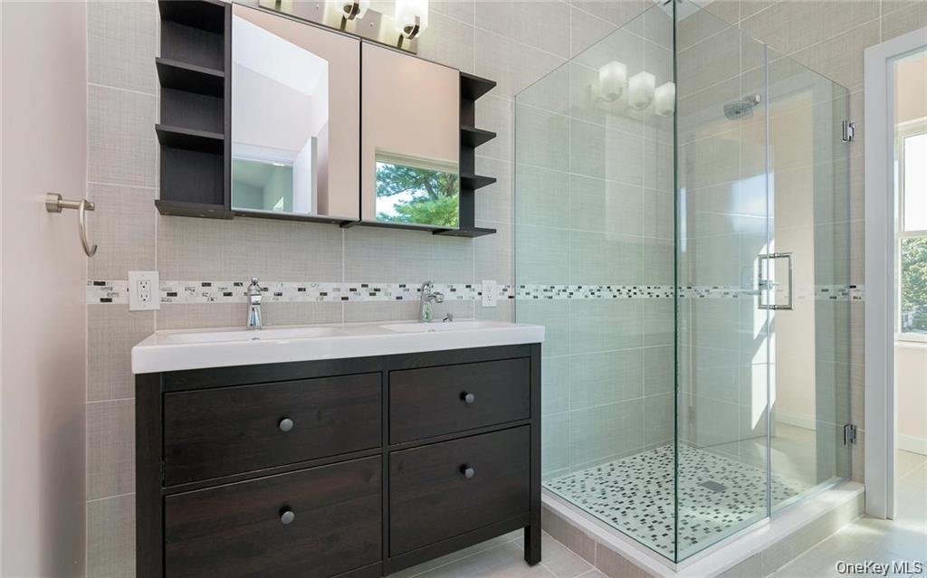 #13 photo, 51 High Street, Tarrytown , NY 10591