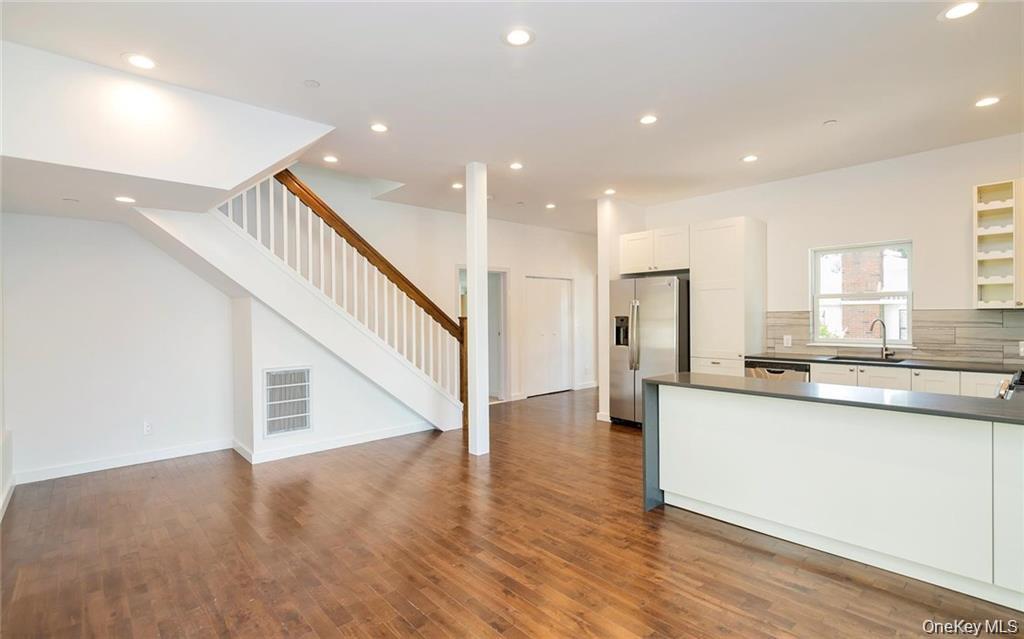 #7 photo, 51 High Street, Tarrytown , NY 10591