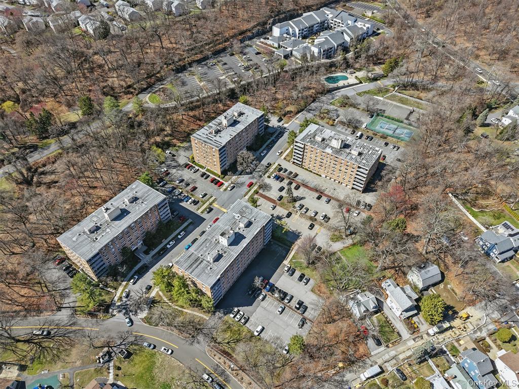 #2 photo, 412 Benedict Avenue, Tarrytown , NY 10591