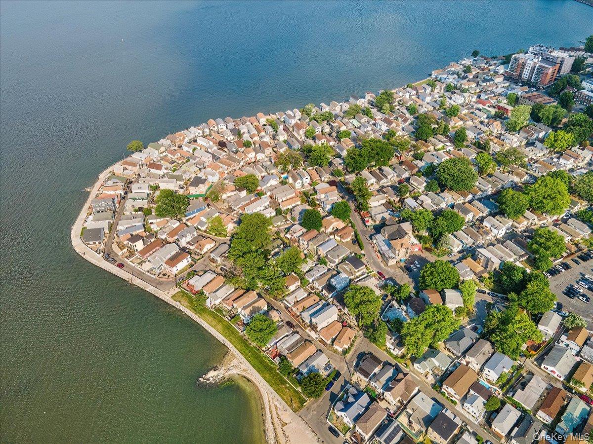 #2 photo, 64D Edgewater Park, ブロンクス区 Bronx , NY 10465