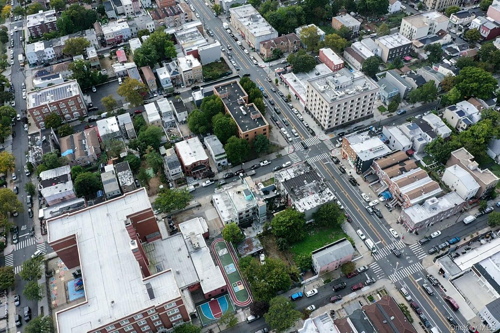 #5 photo, 374 Ashford Street, ブルックリン区 Brooklyn , NY 11207