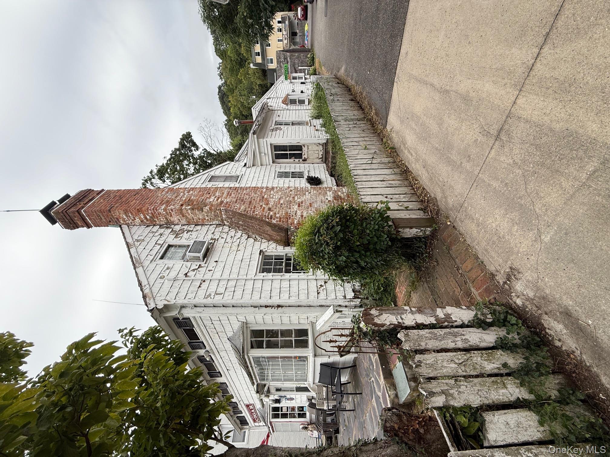 #1 photo, 146-3 Main Street, सफ़ोक काउंटी Northport , NY 11768
