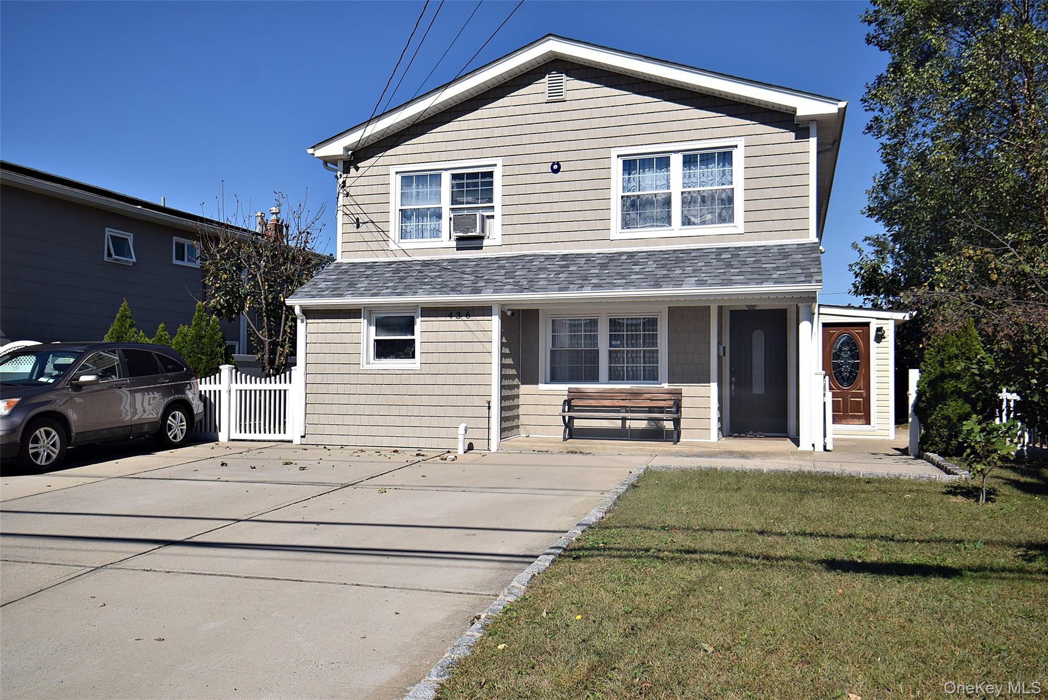 #2 photo, 436 Herzel Boulevard, West Babylon , NY 11704