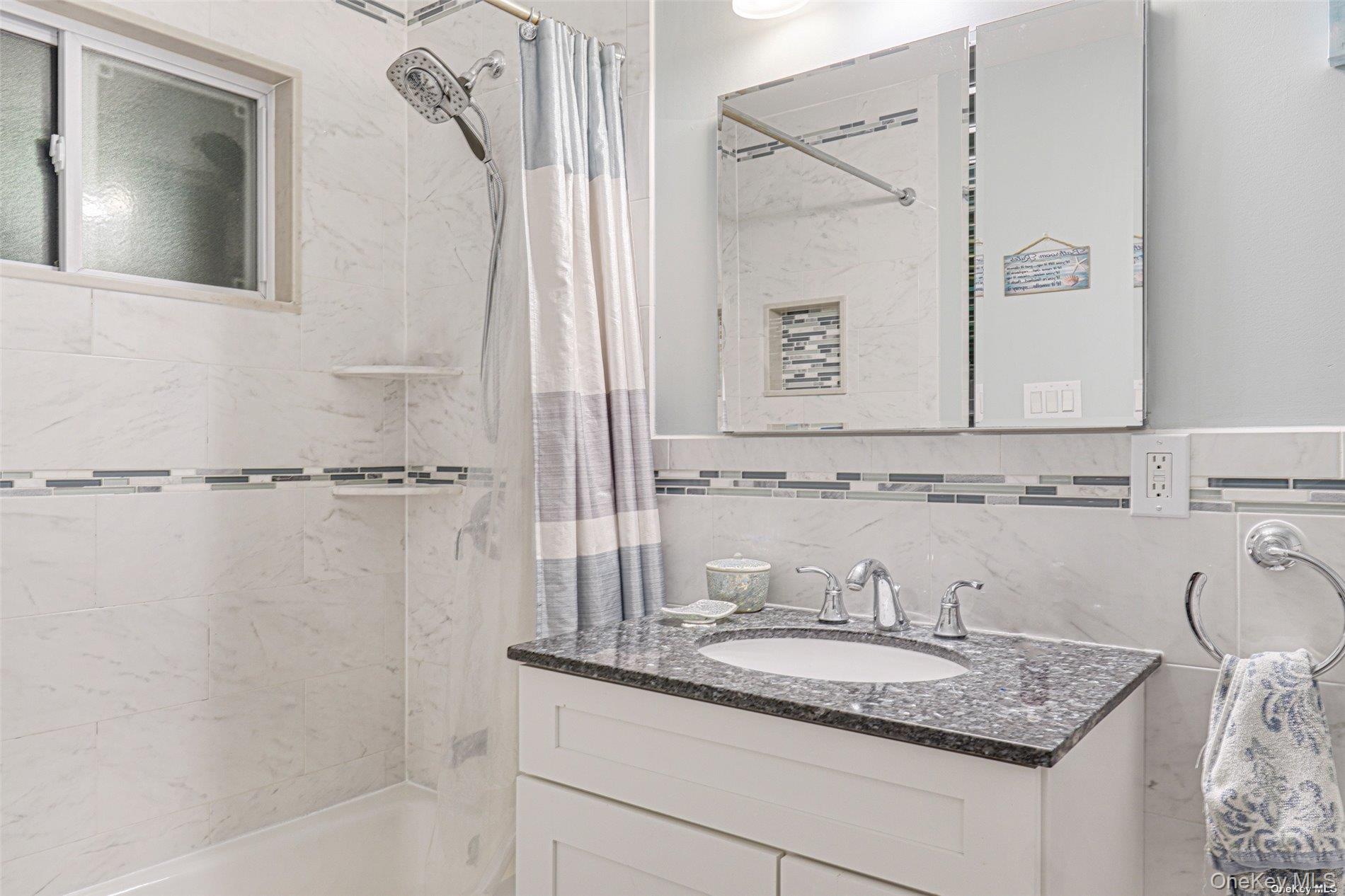 #13 photo, 18 Plow Lane, Levittown , NY 11756