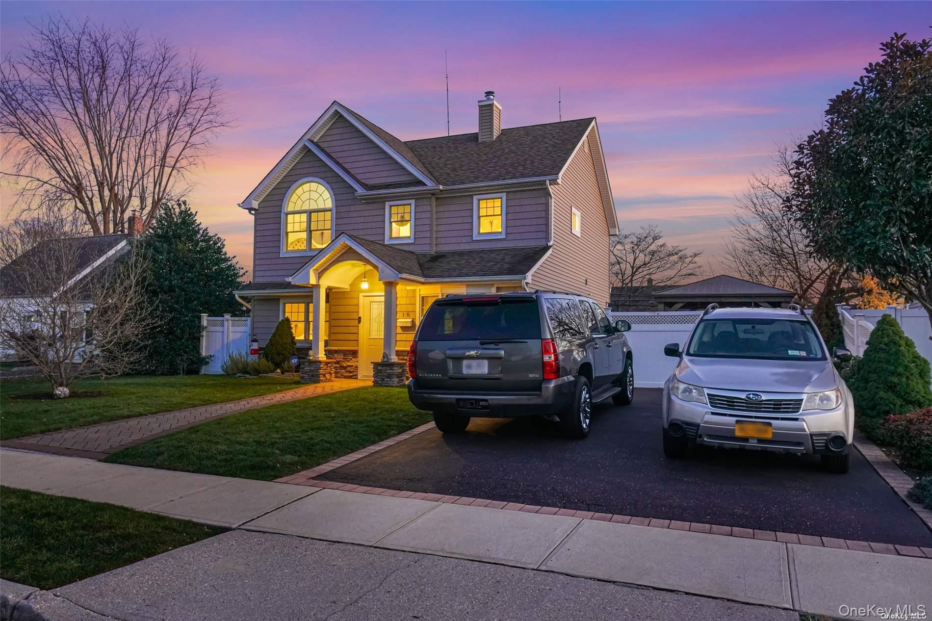 #2 photo, 18 Plow Lane, Levittown , NY 11756