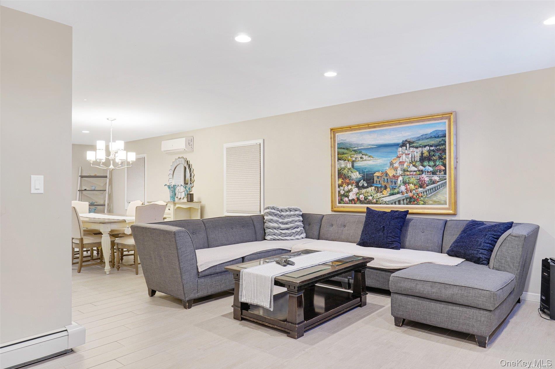 #7 photo, 18 Plow Lane, Levittown , NY 11756