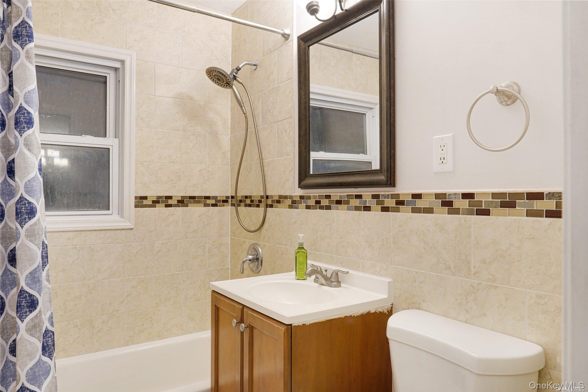 #8 photo, 18 Plow Lane, Levittown , NY 11756