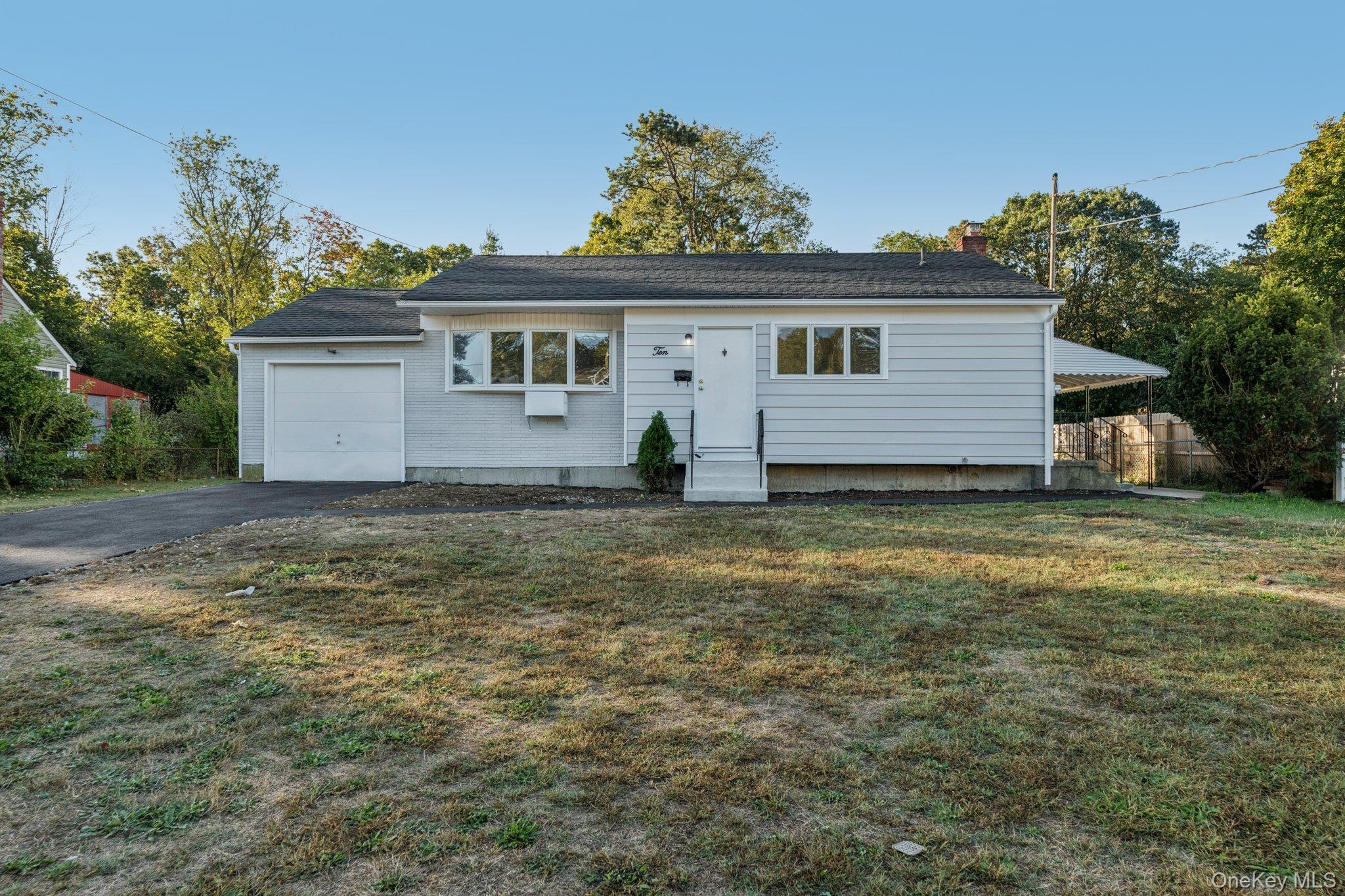 #1 photo, 10 Ehler Street, Brentwood , NY 11717