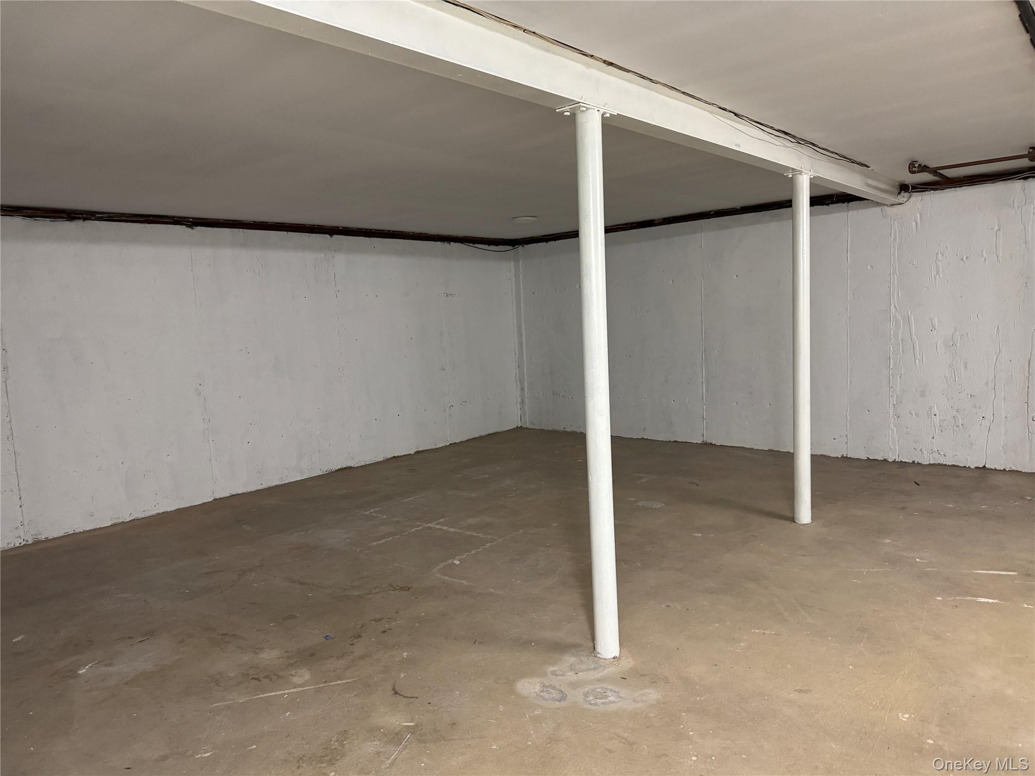 #15 photo, 39B Norwood Road, Port Washington , NY 11050