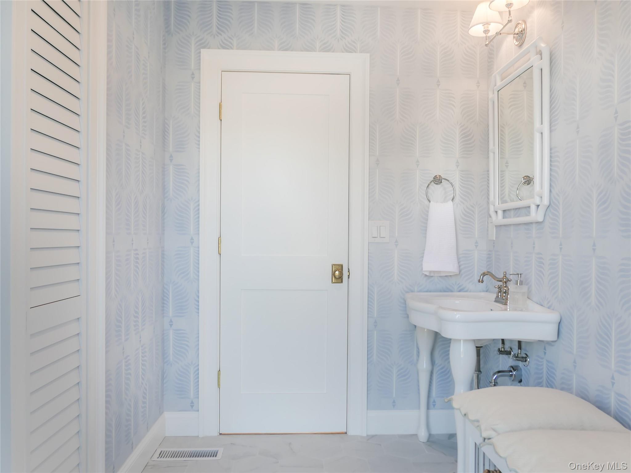 #10 photo, 11 1st Street, Bellport Village , NY 11713