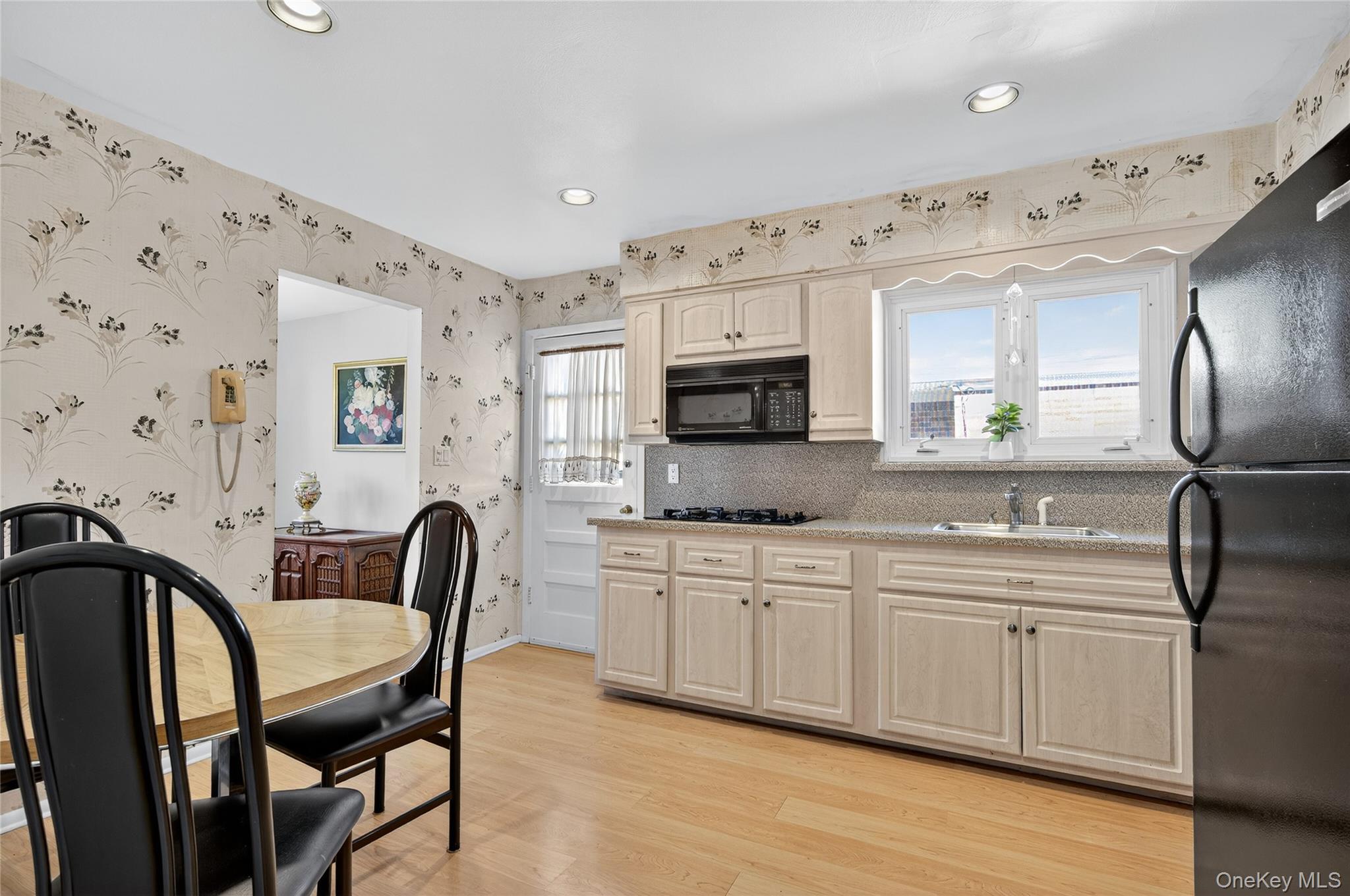 #10 photo, 2801 206th Street, Bayside , NY 11360