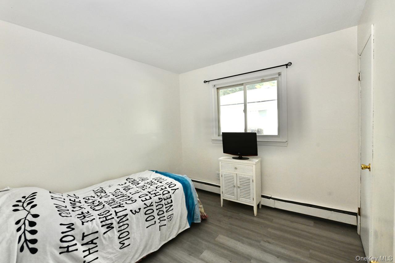 #16 photo, 9 Pine Tree Drive, Shirley , NY 11967