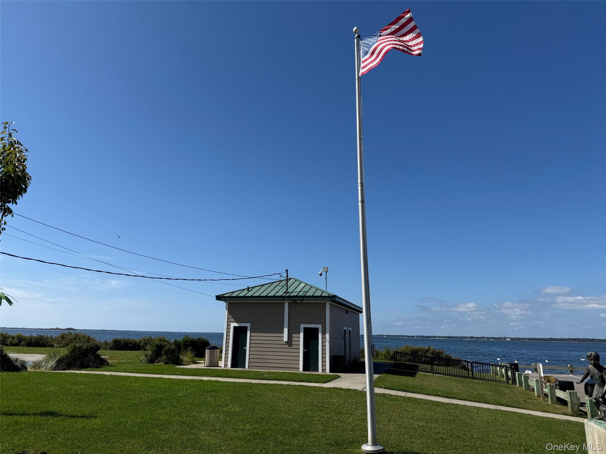 #19 photo, 9 Pine Tree Drive, Shirley , NY 11967