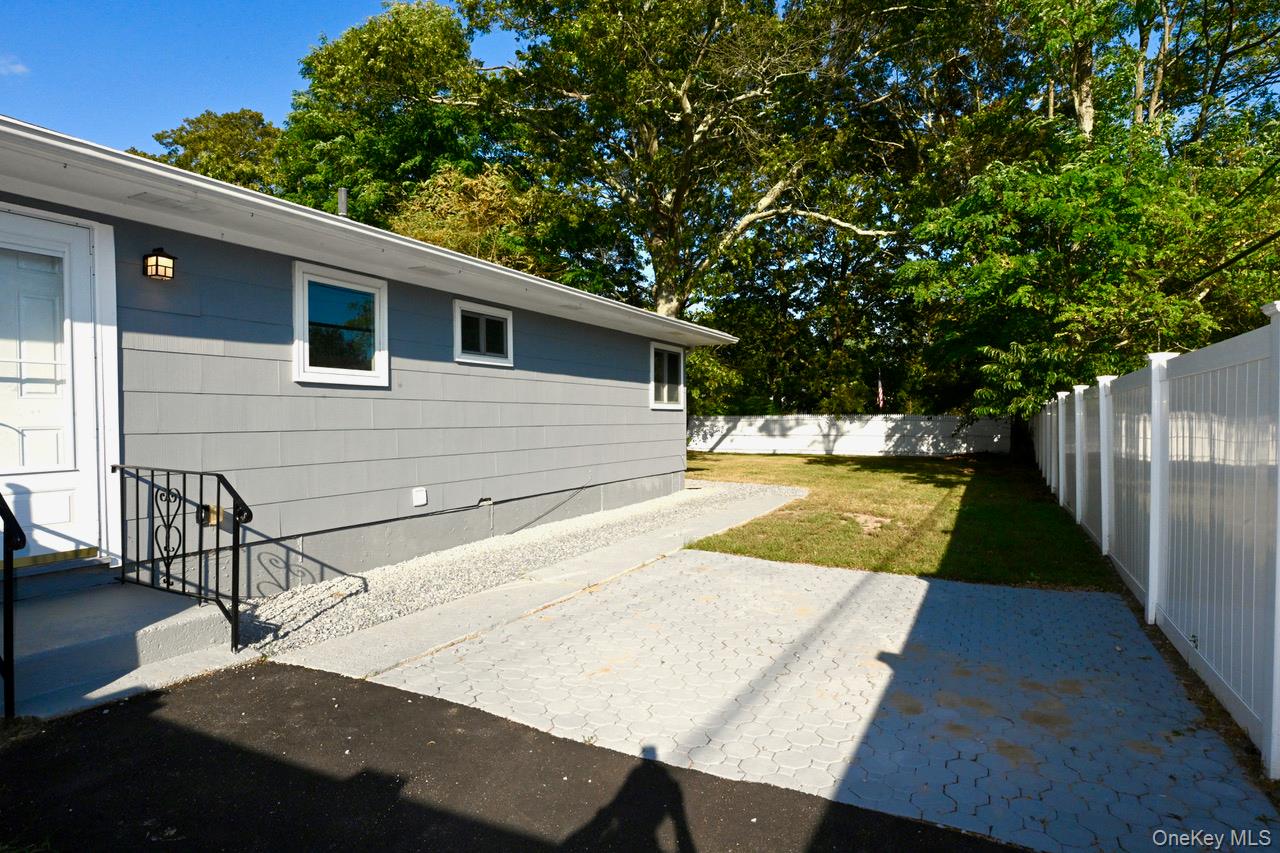 #5 photo, 9 Pine Tree Drive, Shirley , NY 11967