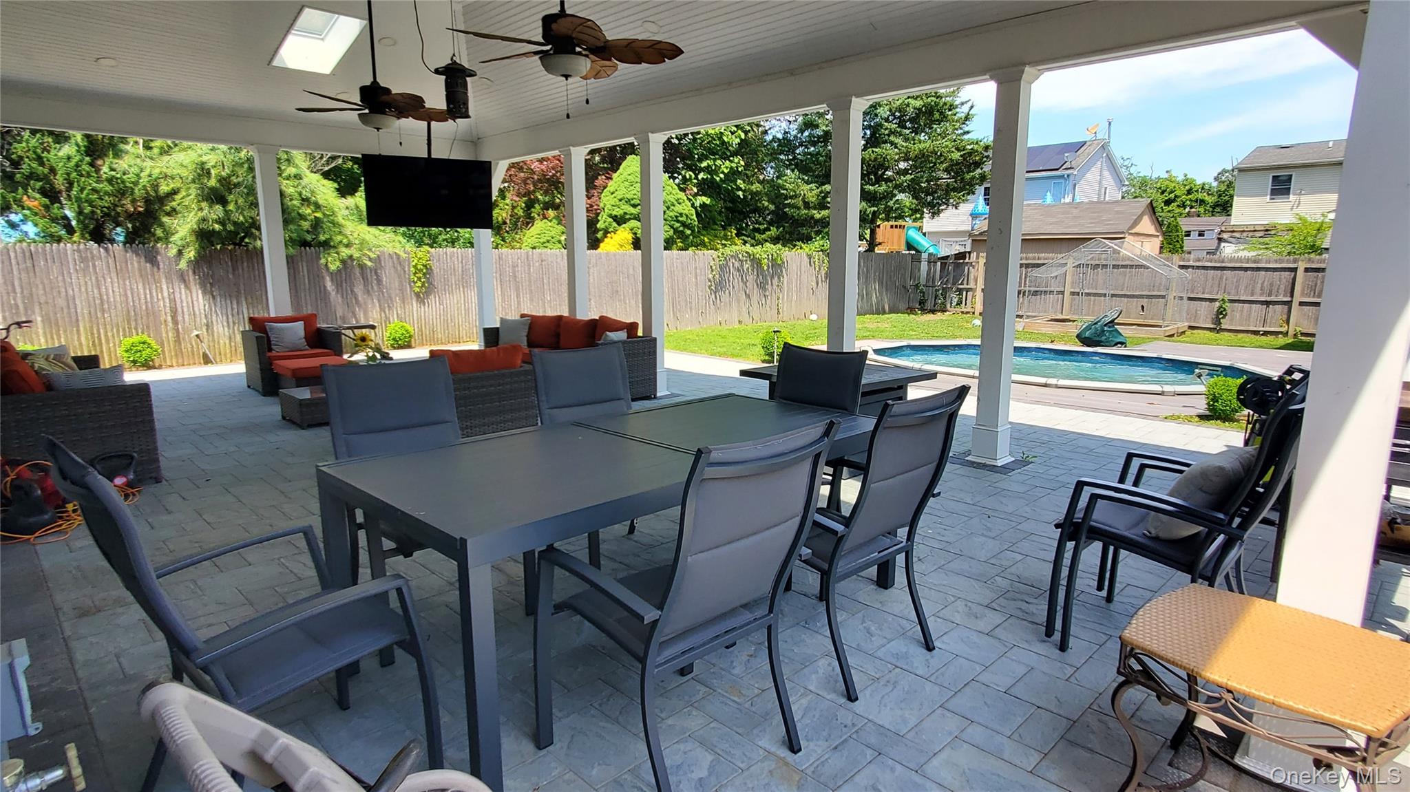 #13 photo, 29 Oak Street, Islip , NY 11751