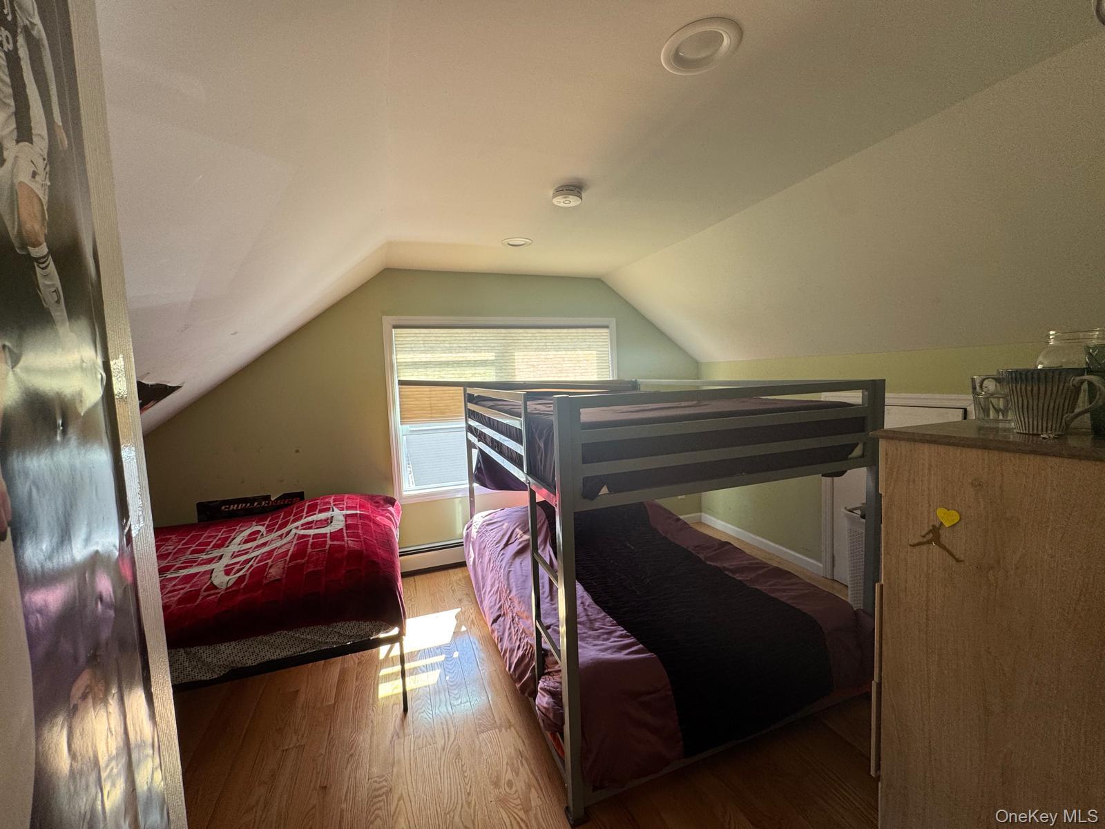 #9 photo, 29 Oak Street, Islip , NY 11751