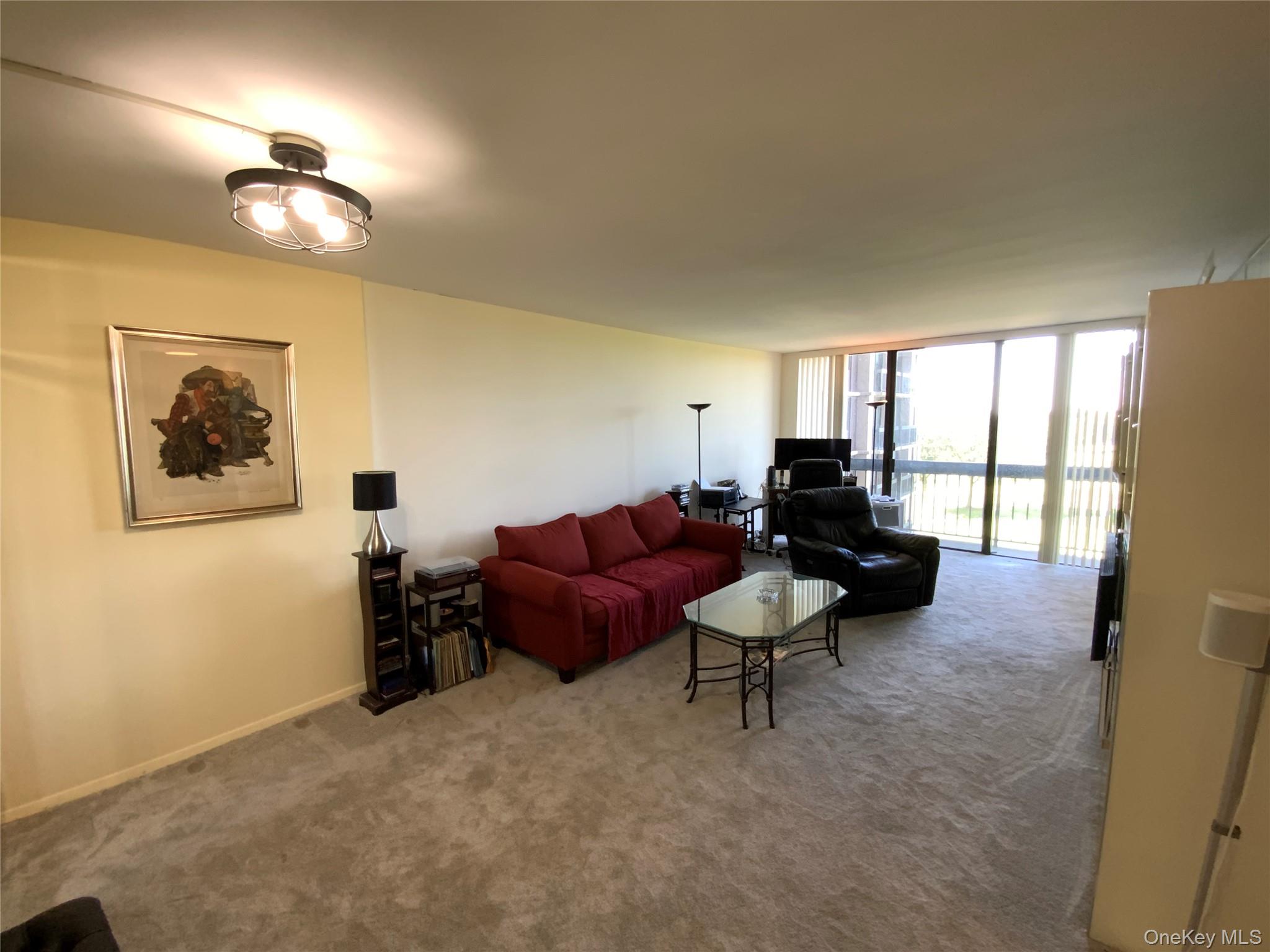 #4 photo, 26910 Grand Central Parkway, クイーンズ区 Floral Park , NY 11005