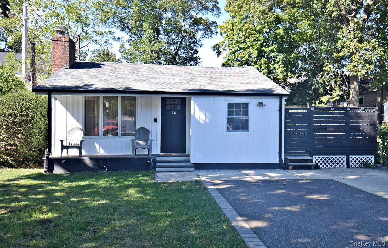 #1 photo, 30 3rd Avenue, Huntington Station , NY 11746