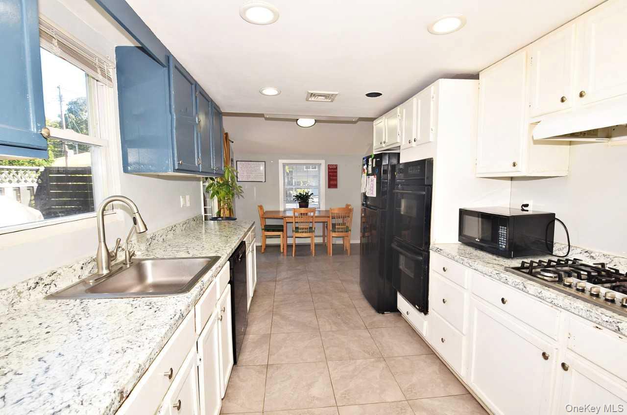 #8 photo, 30 3rd Avenue, Huntington Station , NY 11746