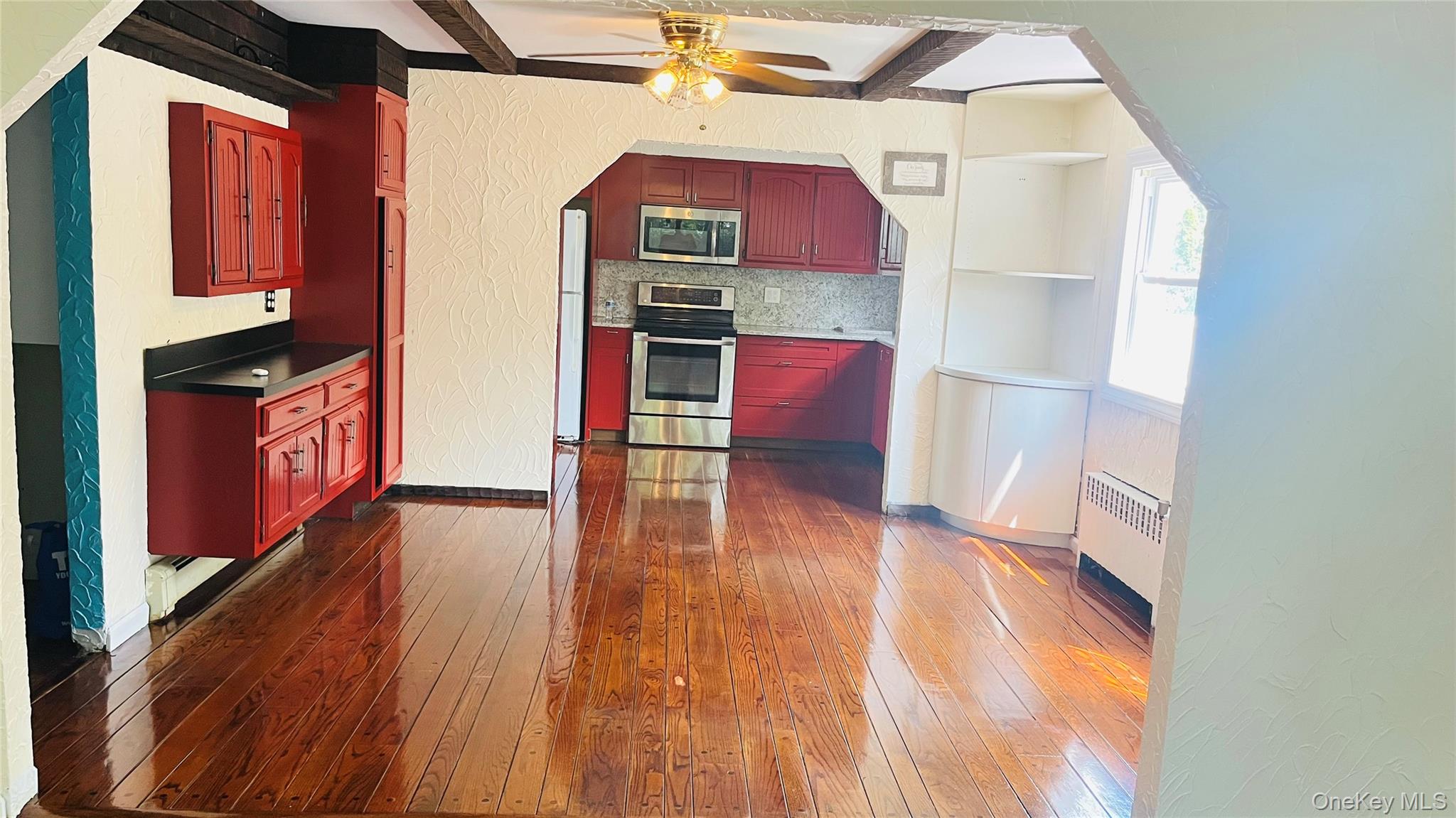 #4 photo, 761 Jackson Avenue, Lindenhurst , NY 11757