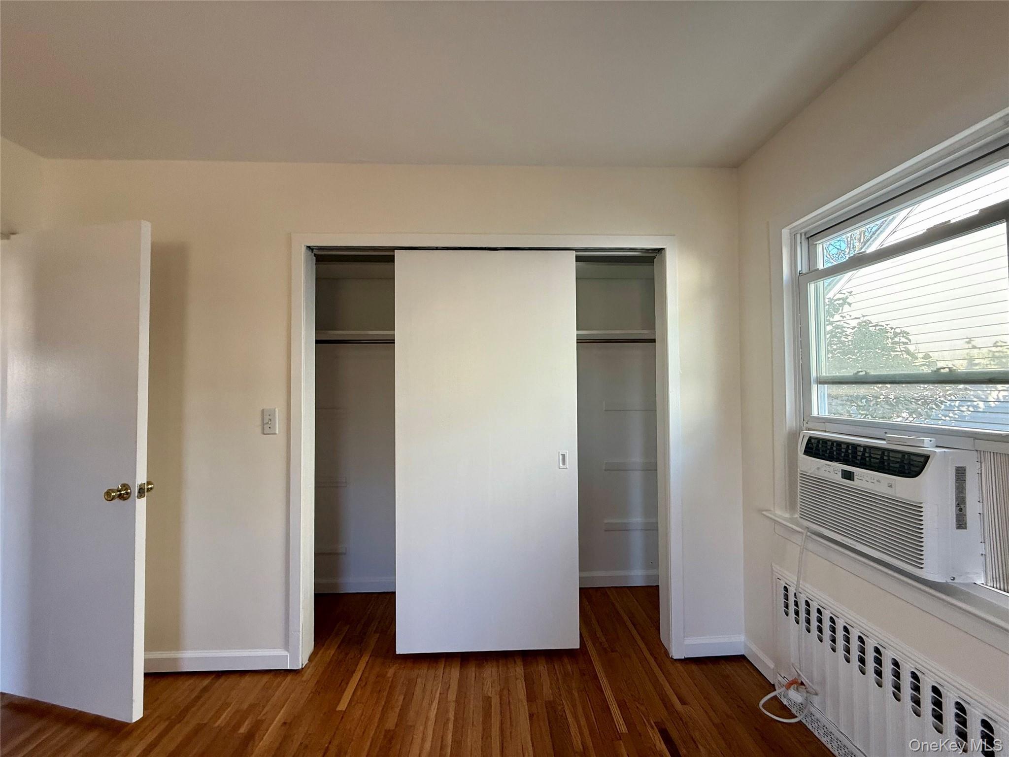 #12 photo, 518 W Olive Street, ナッソー郡 Long Beach , NY 11561