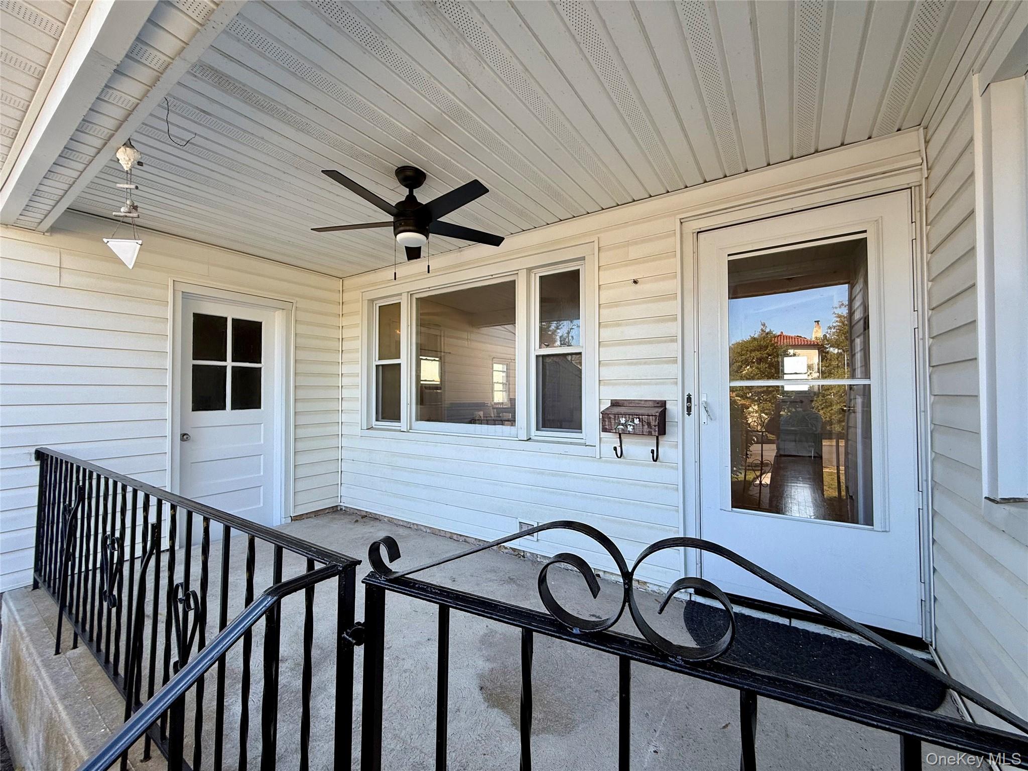 #2 photo, 518 W Olive Street, ナッソー郡 Long Beach , NY 11561