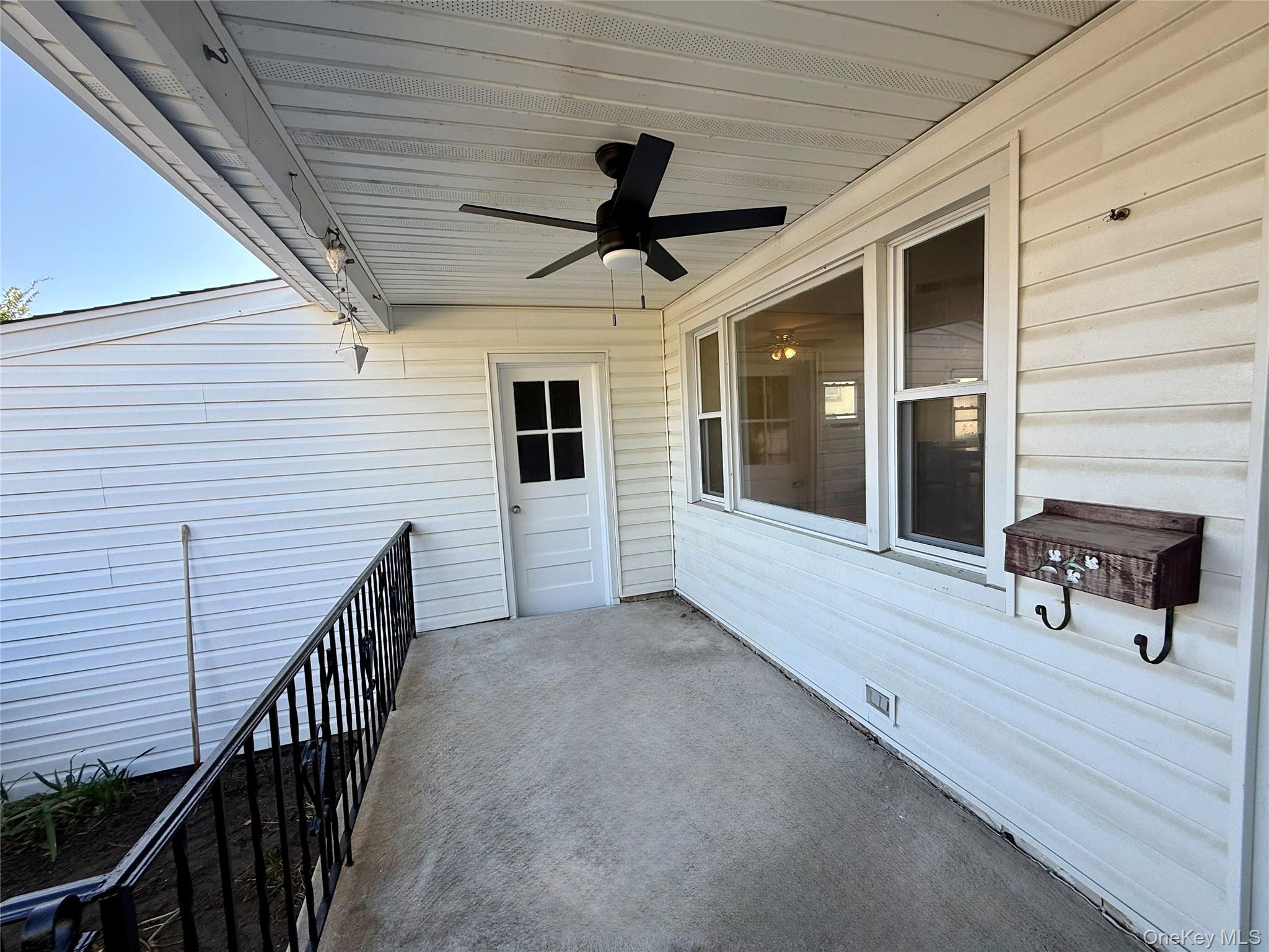 #3 photo, 518 W Olive Street, ナッソー郡 Long Beach , NY 11561