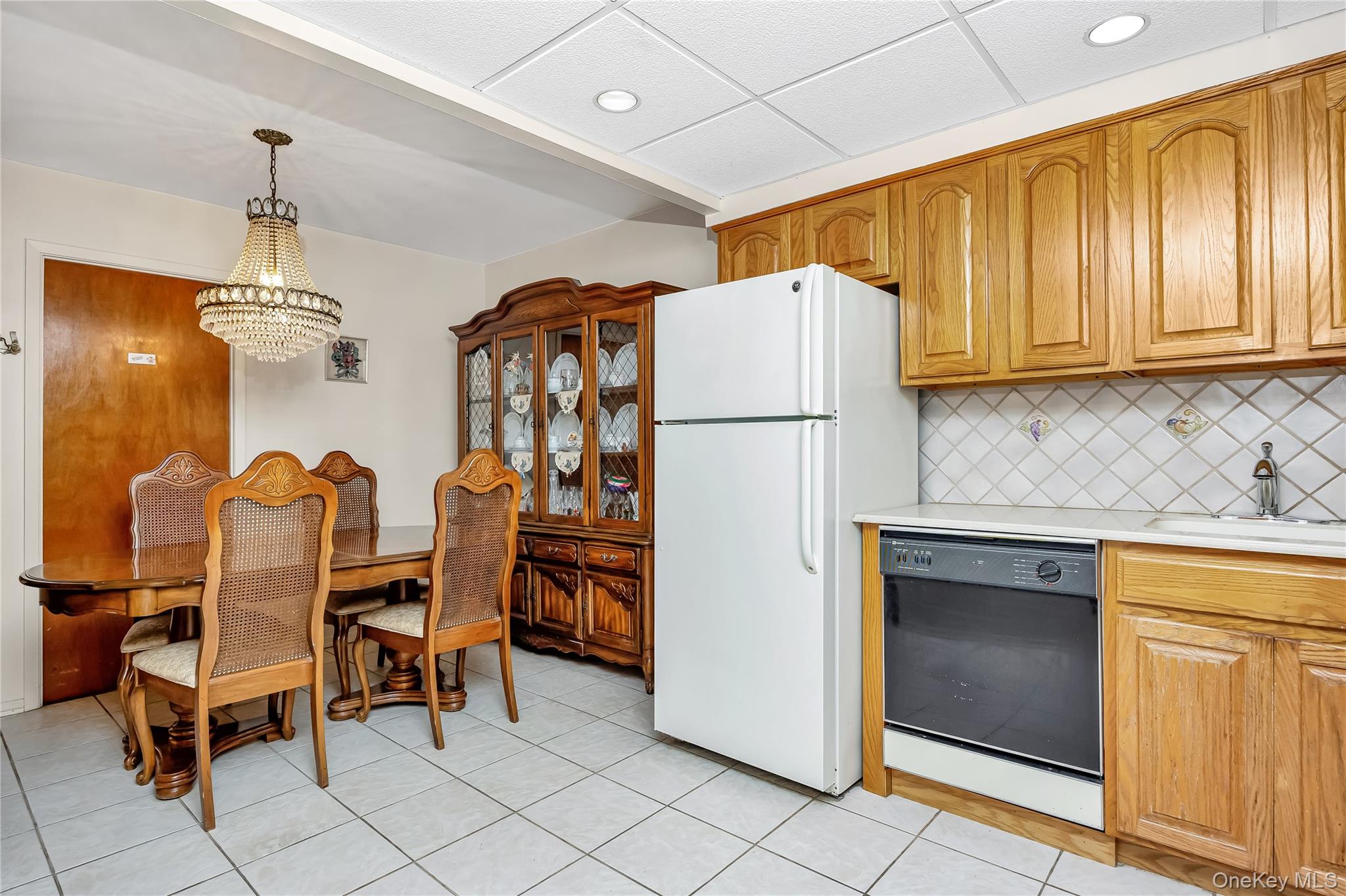 #11 photo, 2135 Menahan Street, Ridgewood , NY 11385