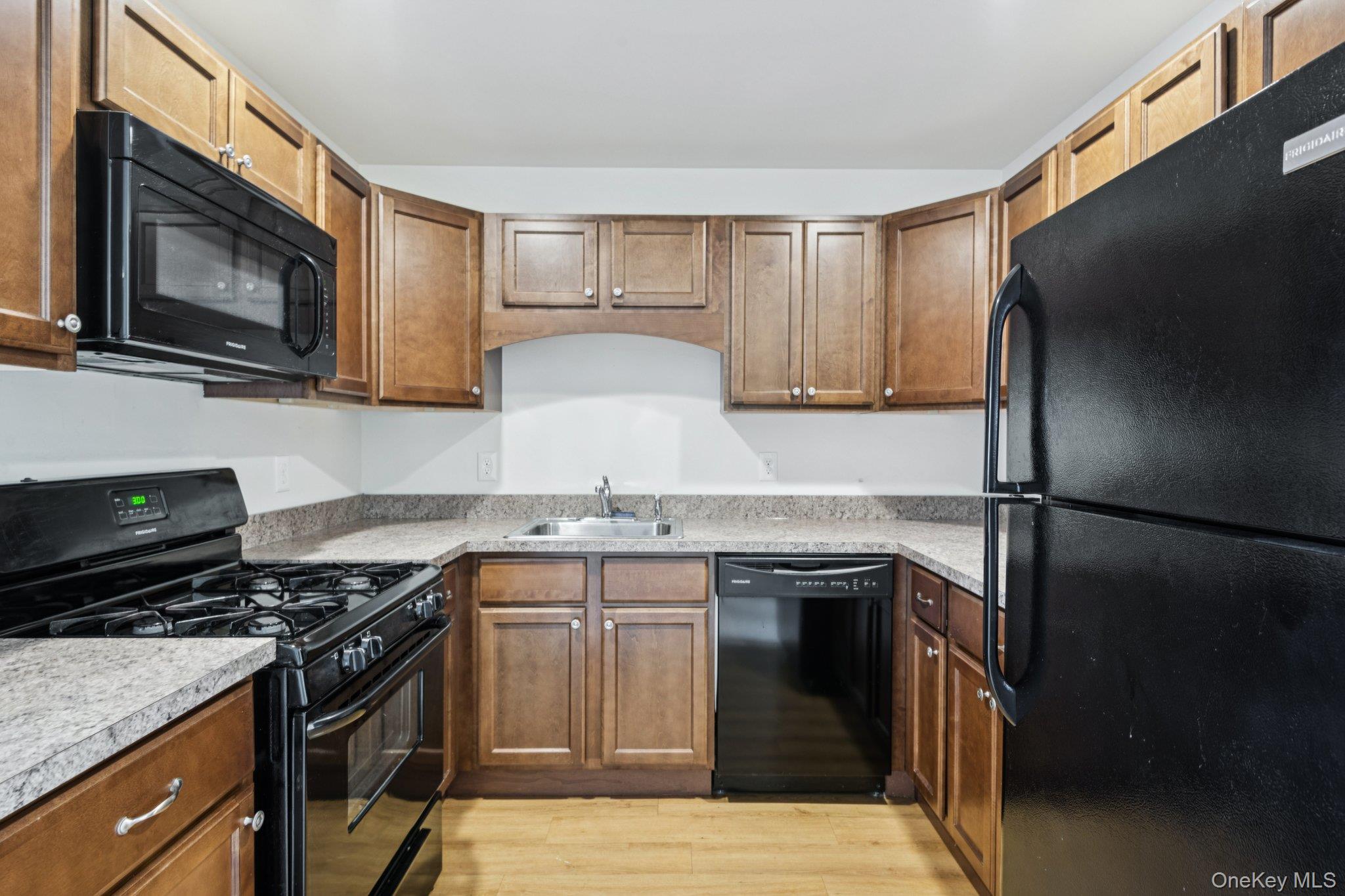 #5 photo, 37 Weatherby Lane, Central Islip , NY 11722