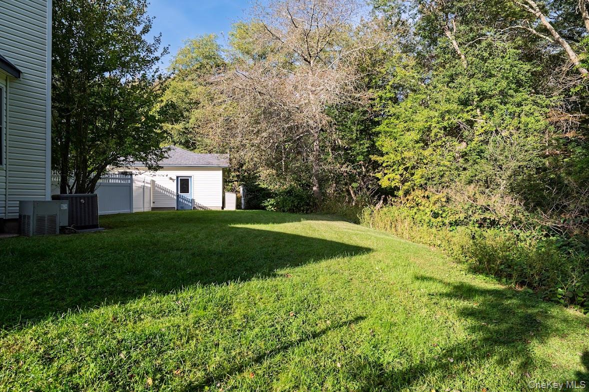 #14 photo, 20 Tulip Court, サフォーク郡 Moriches , NY 11955