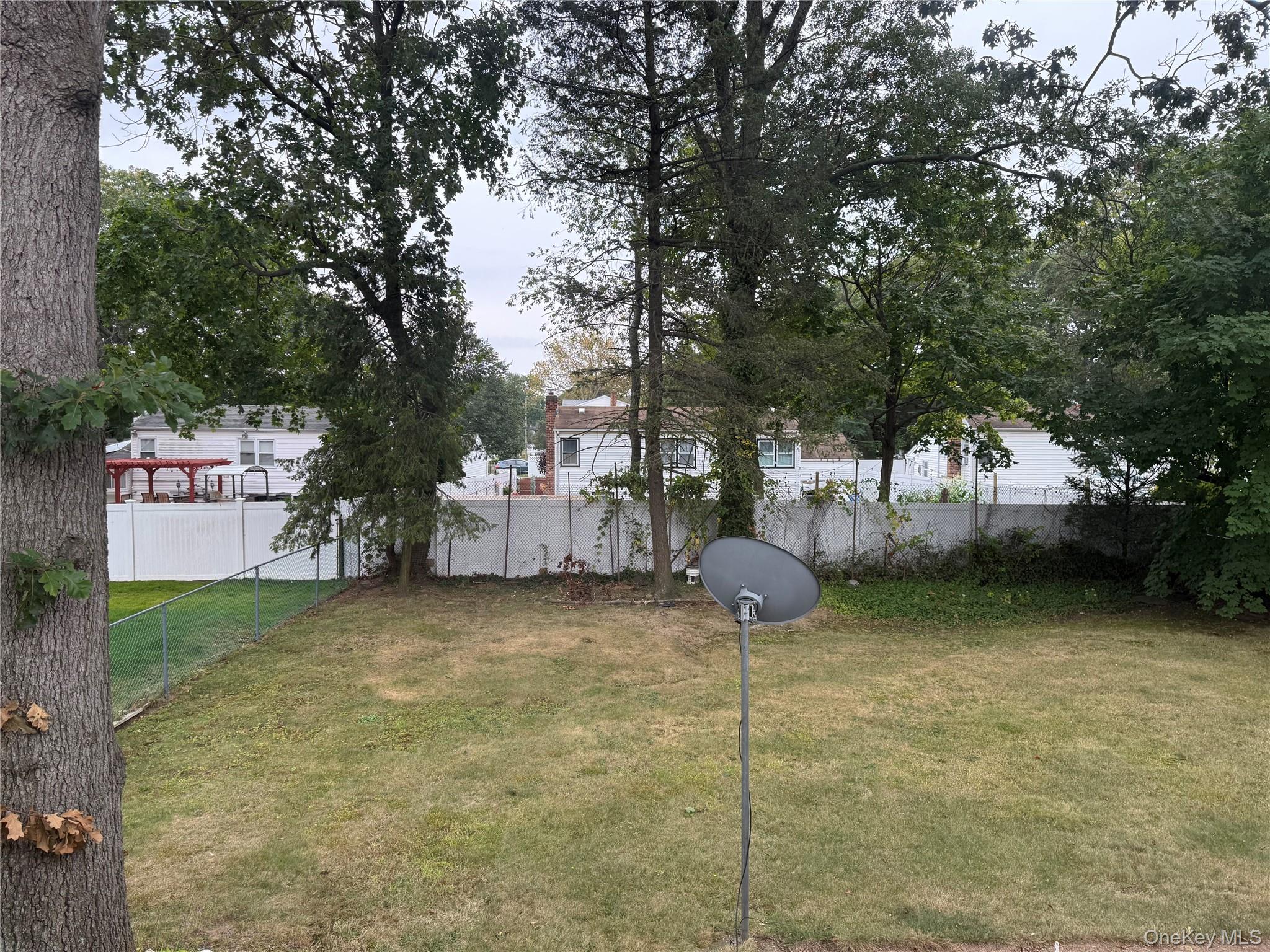 #11 photo, 338 E Clinton Avenue, Roosevelt , NY 11575