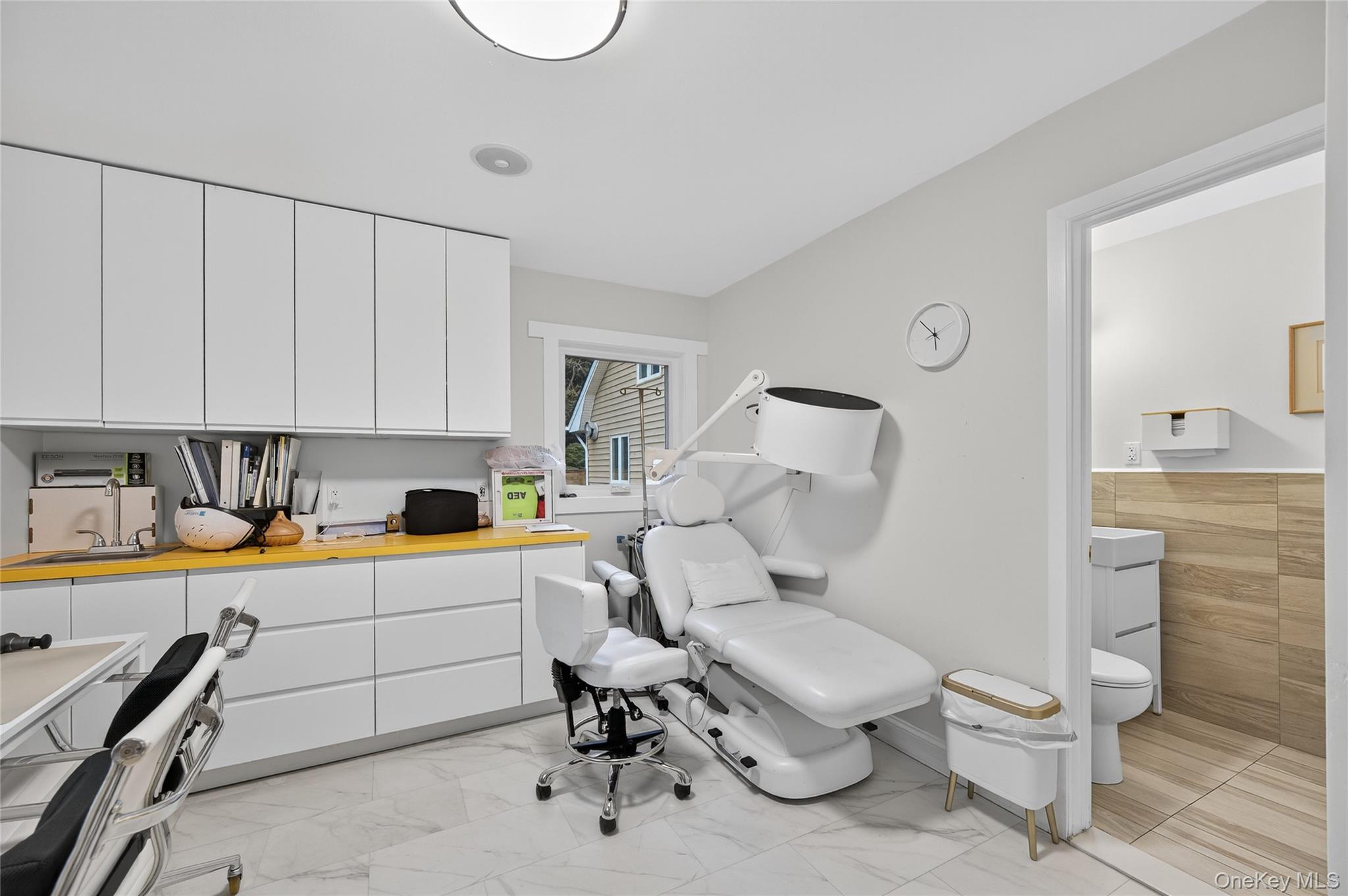 #19 photo, 634 Park Avenue, Huntington , NY 11743