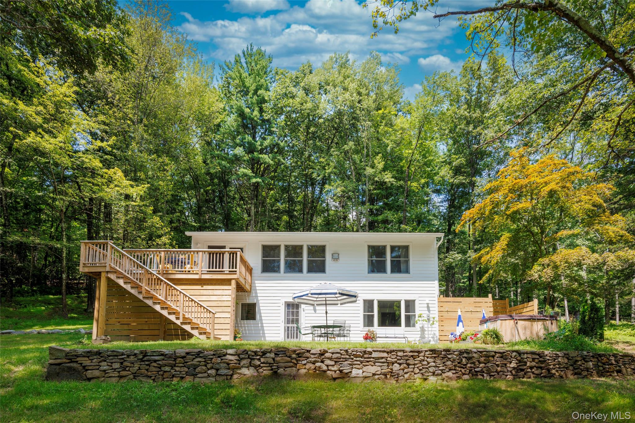 #18 photo, 19 Bakertown, Accord , NY 12404