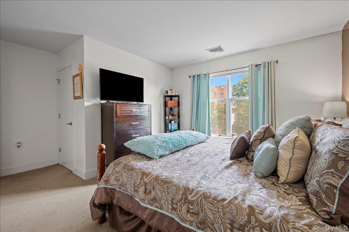 #16 photo, 710 Main Street, Peekskill , NY 10566