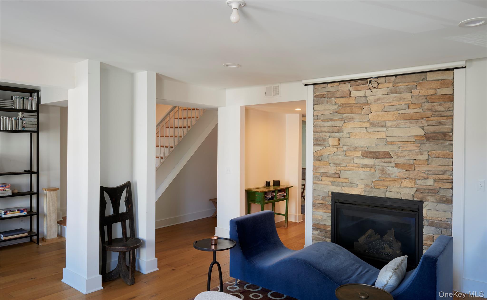 #14 photo, 125 Warren Street, Hudson , NY 12534