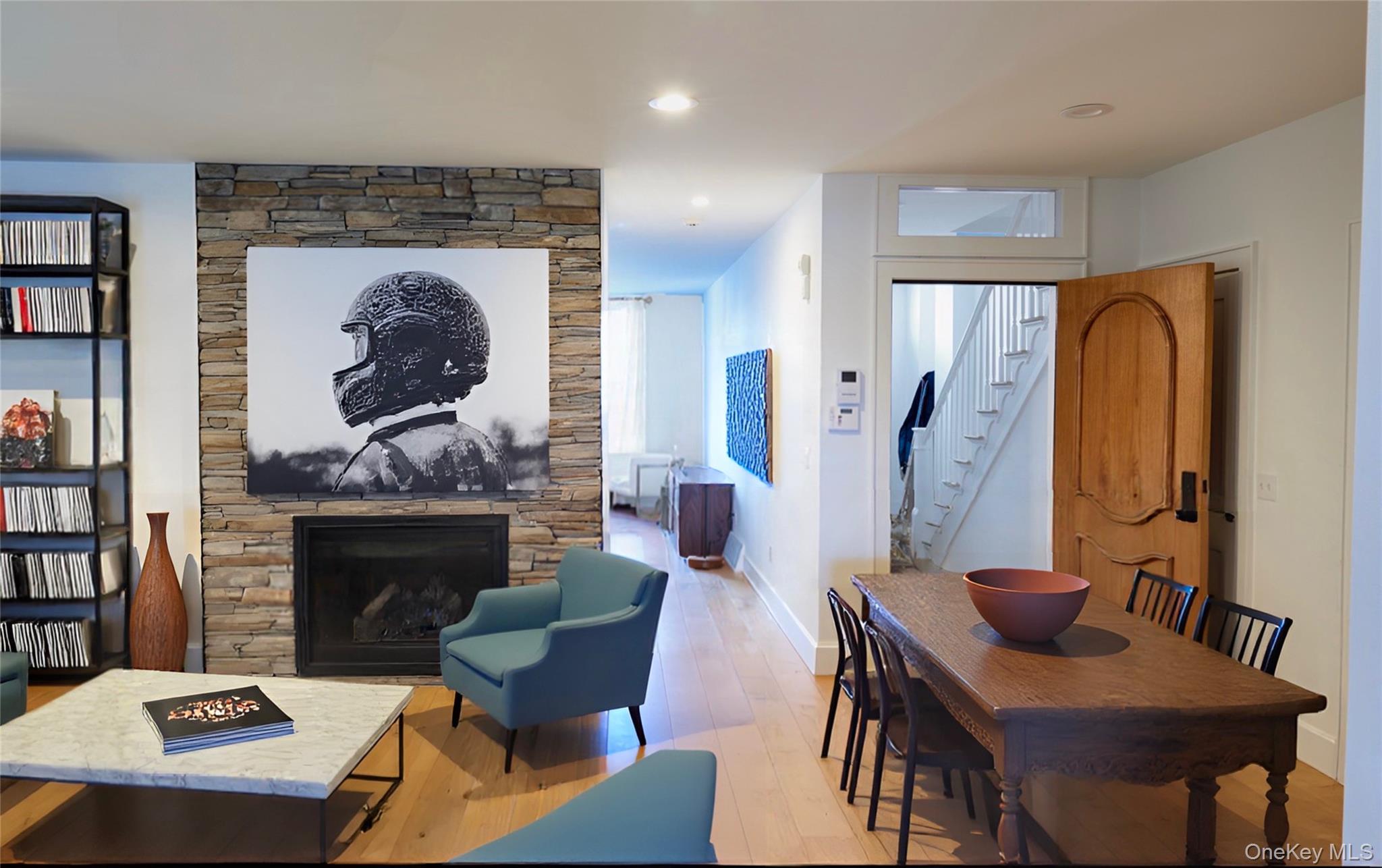 #6 photo, 125 Warren Street, Hudson , NY 12534