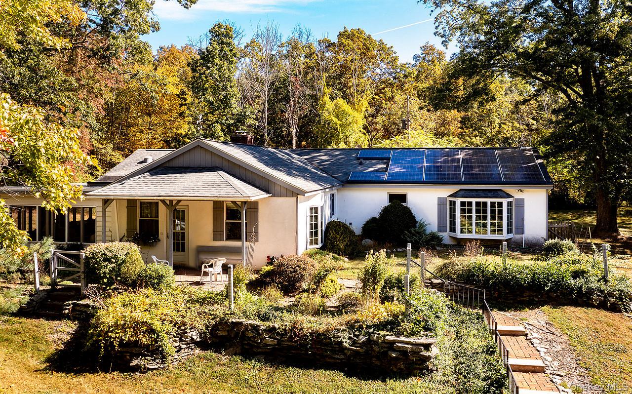 #2 photo, 53 Tyrrel Road, Pleasant Valley , NY 12569